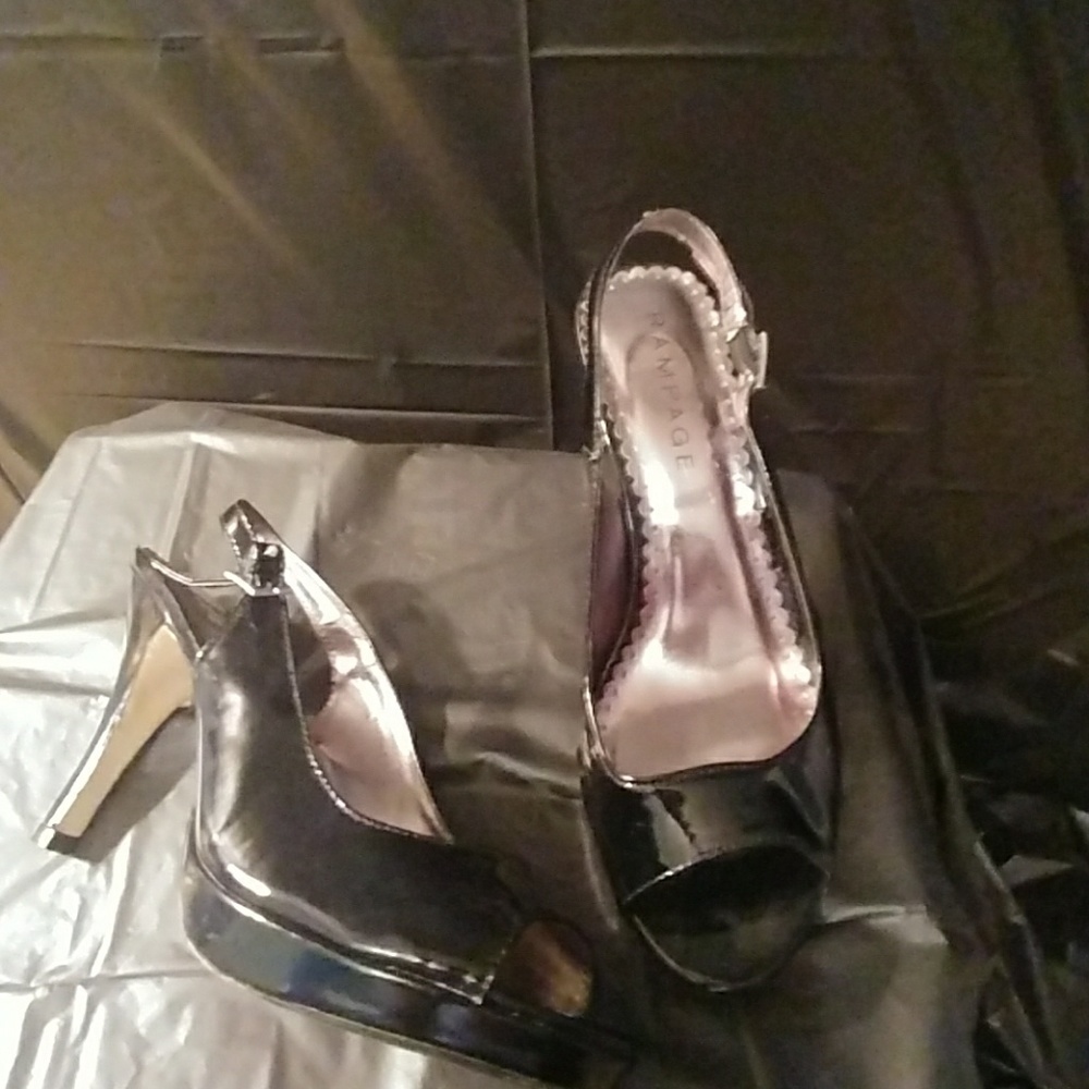 👠 Adorable High Healed Shoes